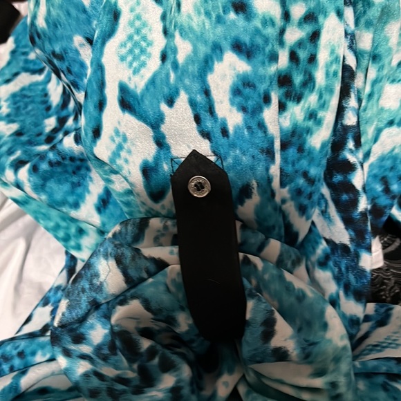 Calvin Klein vibrant snake print tunic - Picture 4 of 4